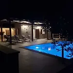 Ancora Villa *
