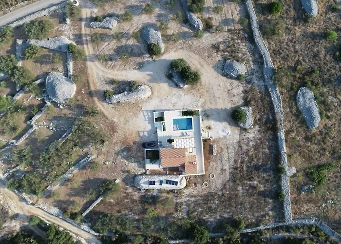 Ancora Villa